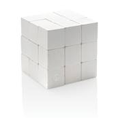 Casse-tête en bois dans une pochette en toile