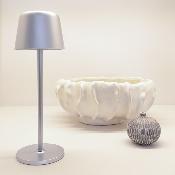 Lampe de table portable et rechargeable