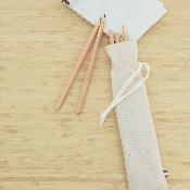 Etui en coton avec 12 crayons de couleurs